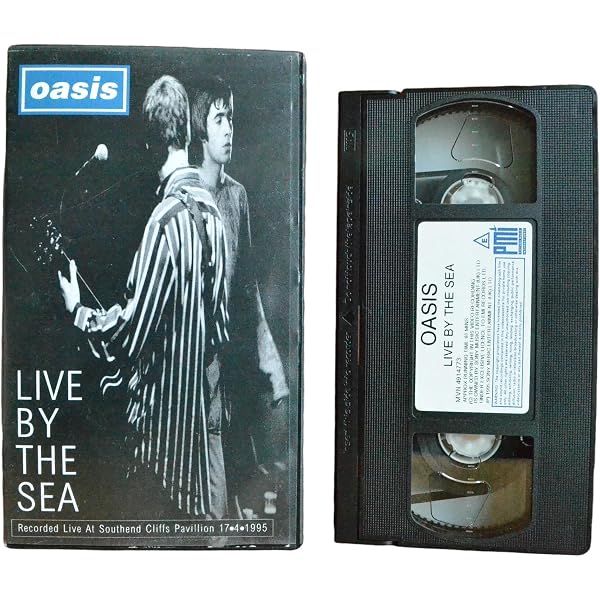 Amazon.co.jp: There & Then [VHS] : Oasis: DVD